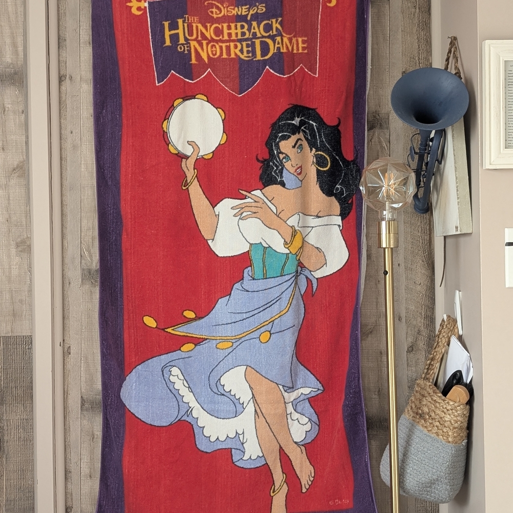 Disney Hunchback of Notre Dame Beach Towel Vintage